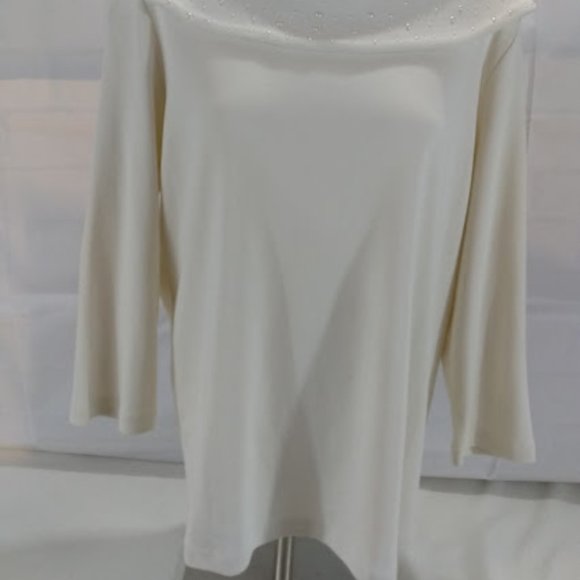 Rafaella Studio: Cream colored sweater with cowl neck. - Picture 2 of 4